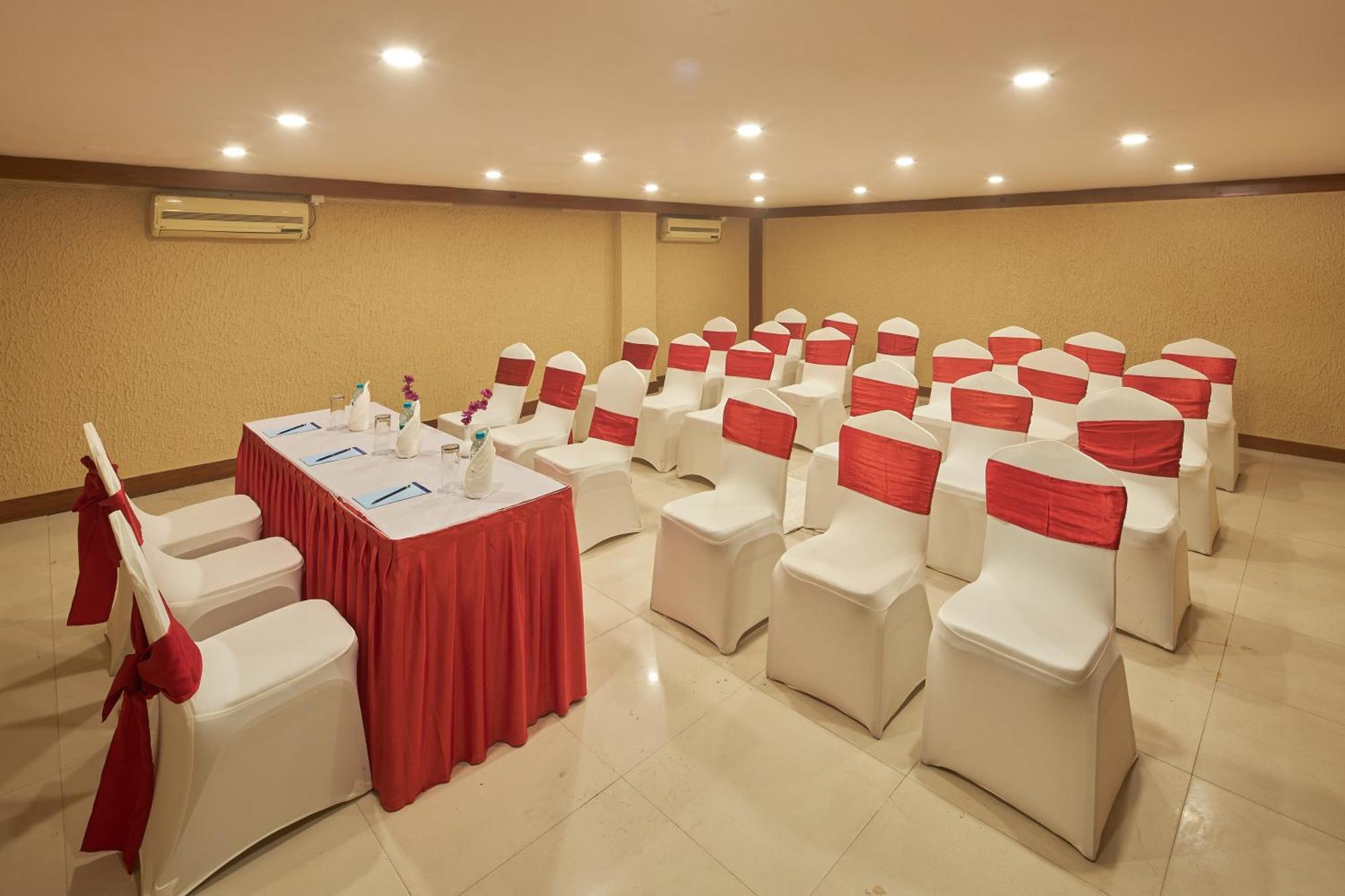 Tulip Inn Koramangala Bangalore Esterno foto